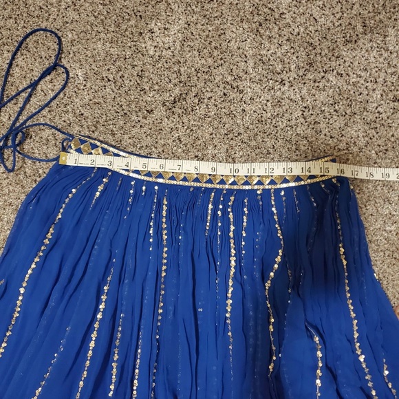 Indian outfit - Picture 9 of 16